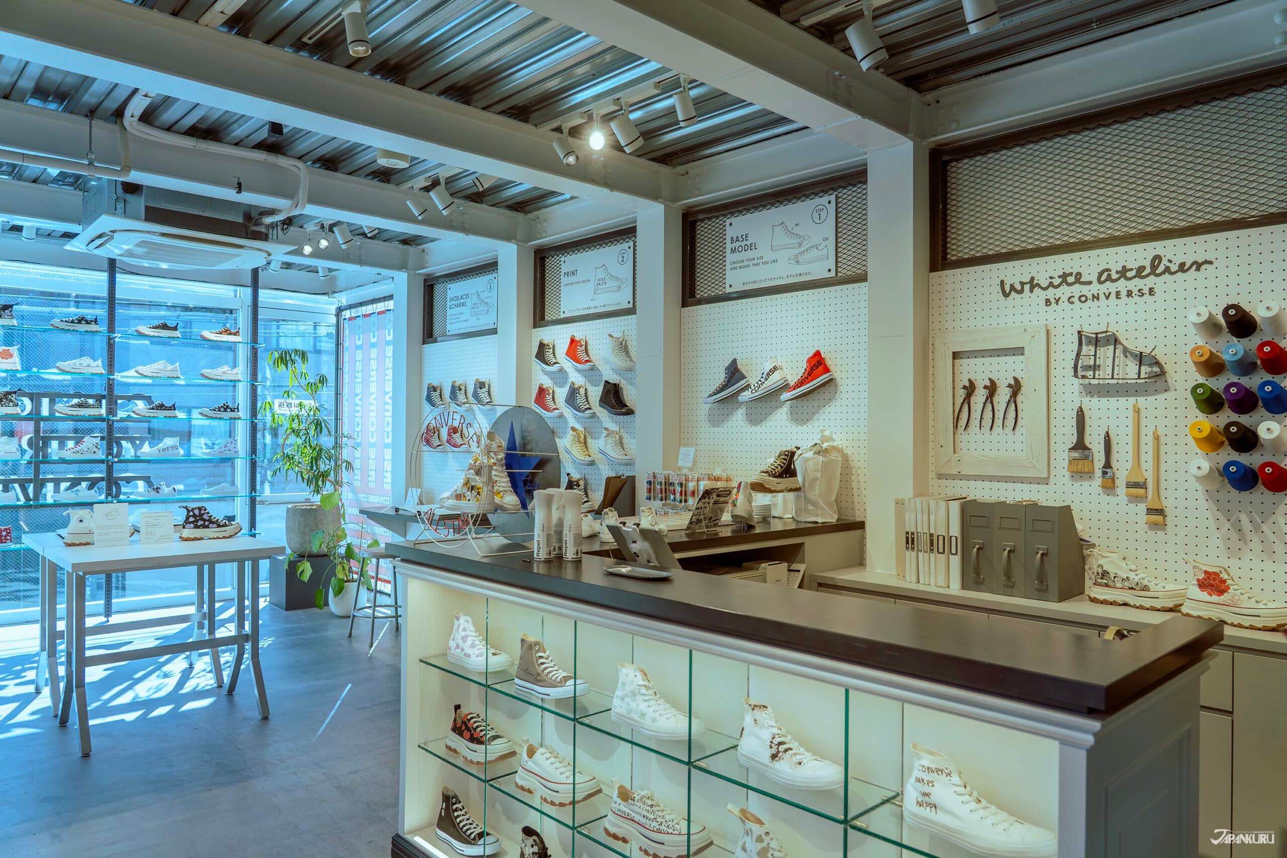White atelier BY CONVERSE